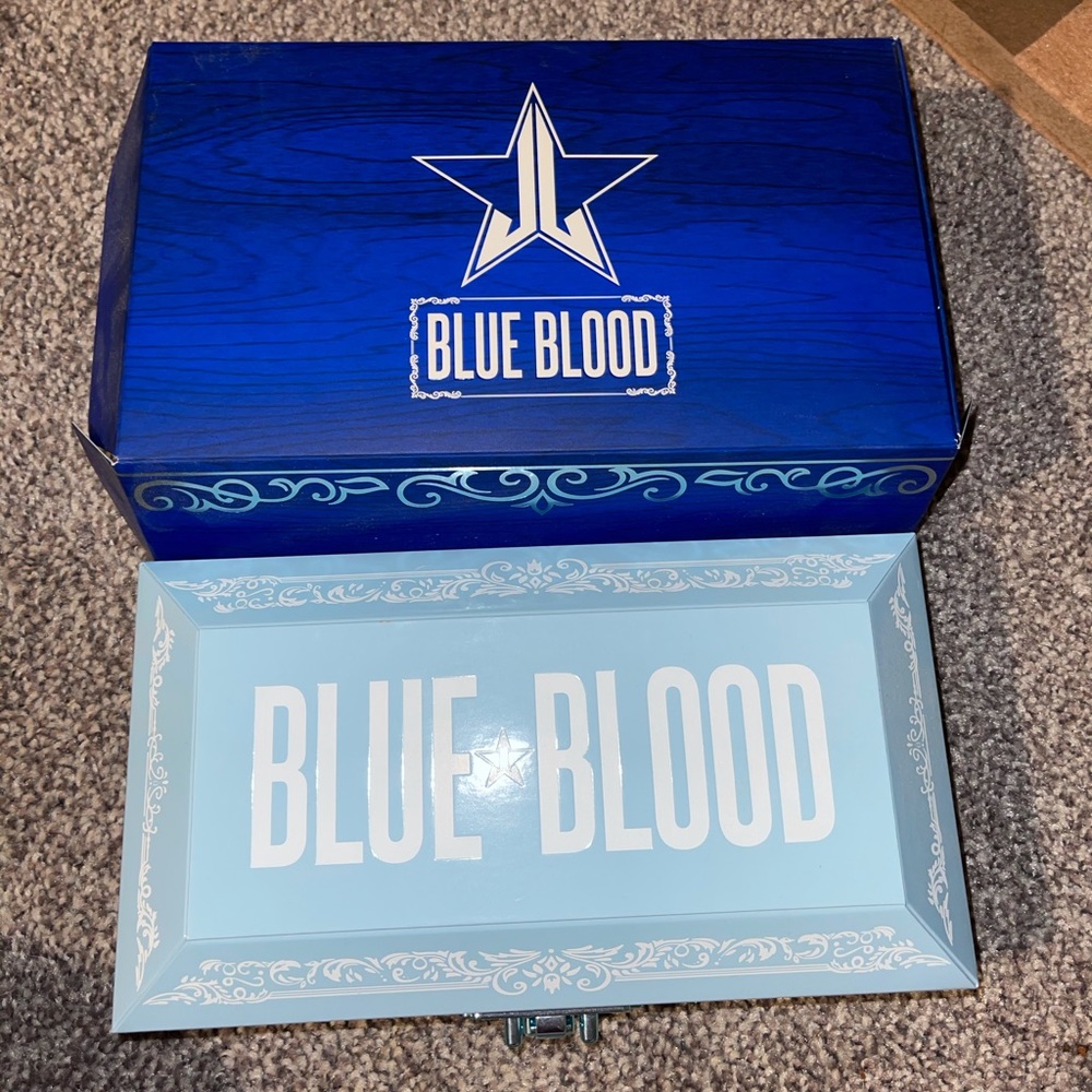 Jeffree Star Blue Blood Eyeshadow Palette